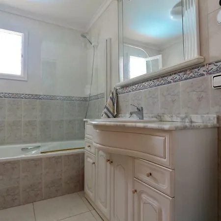 Calalga сasa Frente A La Playa Con Piscina Privada Hébergement de vacances Calp