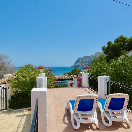 Calalga сasa Frente A La Playa Con Piscina Privada Calpe